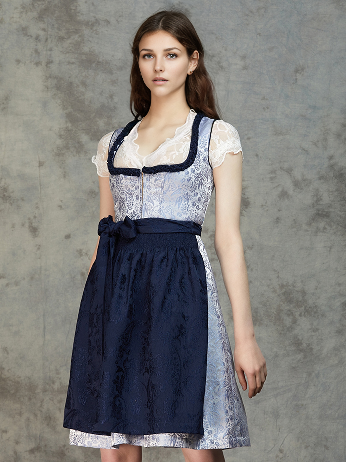 Modernes Dirndl in Blau mit eleganter Silhouette