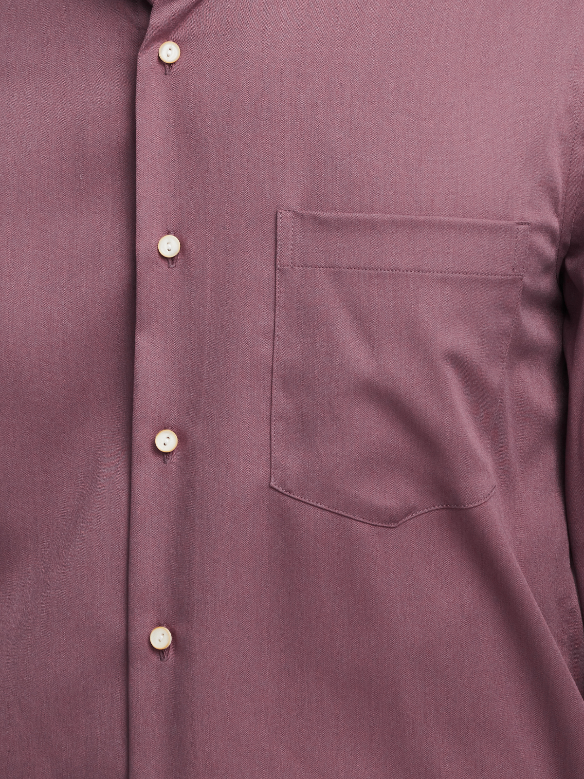 Modernes Dirndl in Rosa mit schmeichelndem Schnitt