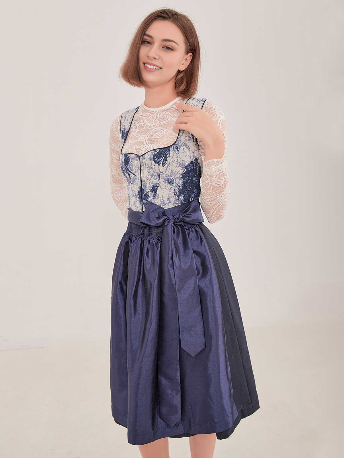 Dirndl mit Hakenverschluss in Blau