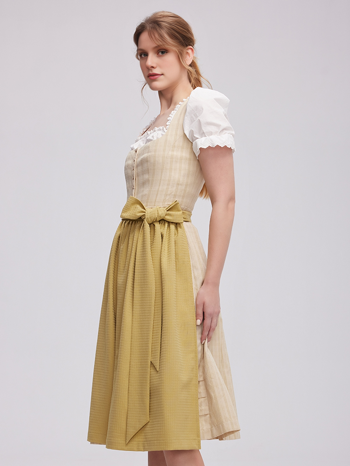 Ehreer Dirndl in Grün