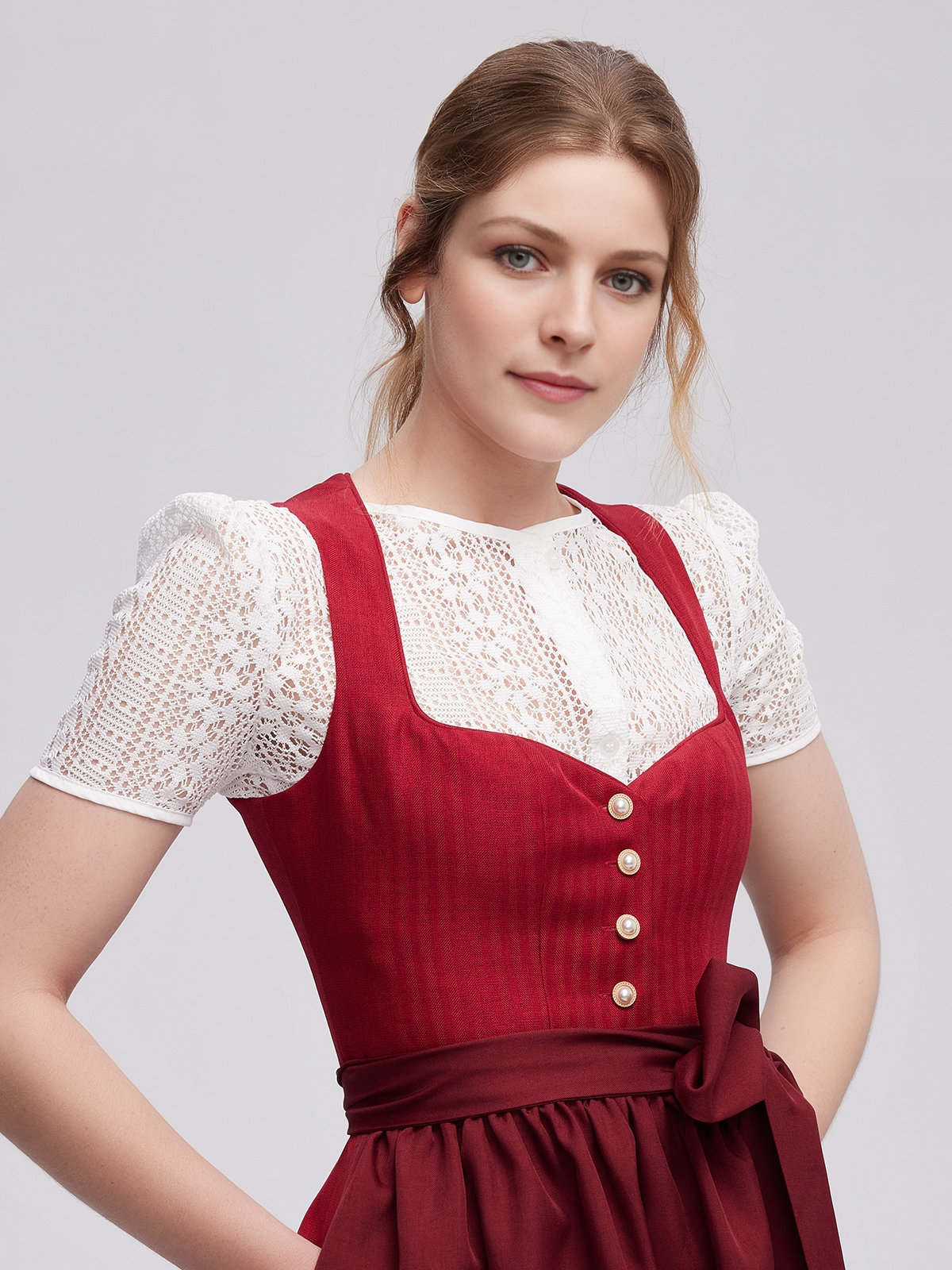 Dirndl in Rot