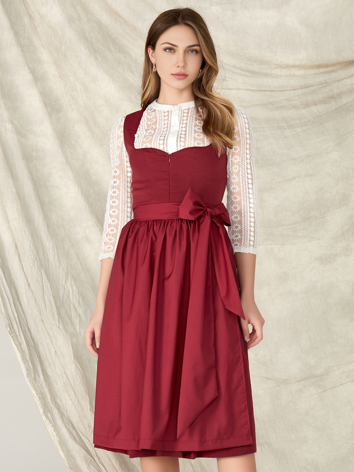 Dirndl Eisblau in eleganter Ausführung