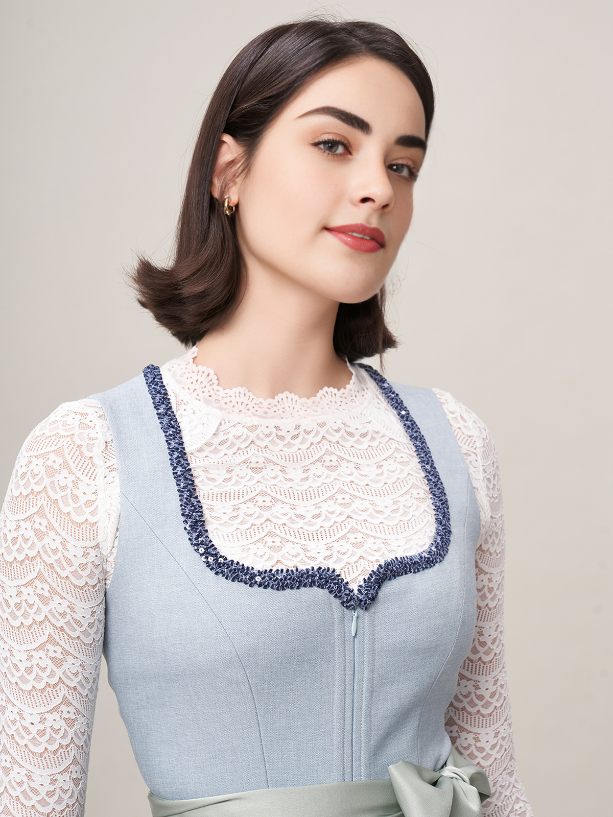 Dirndl Bluse Lang in Blau