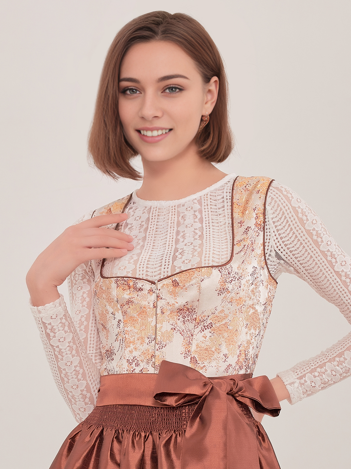 Modernes Dirndl in Blau