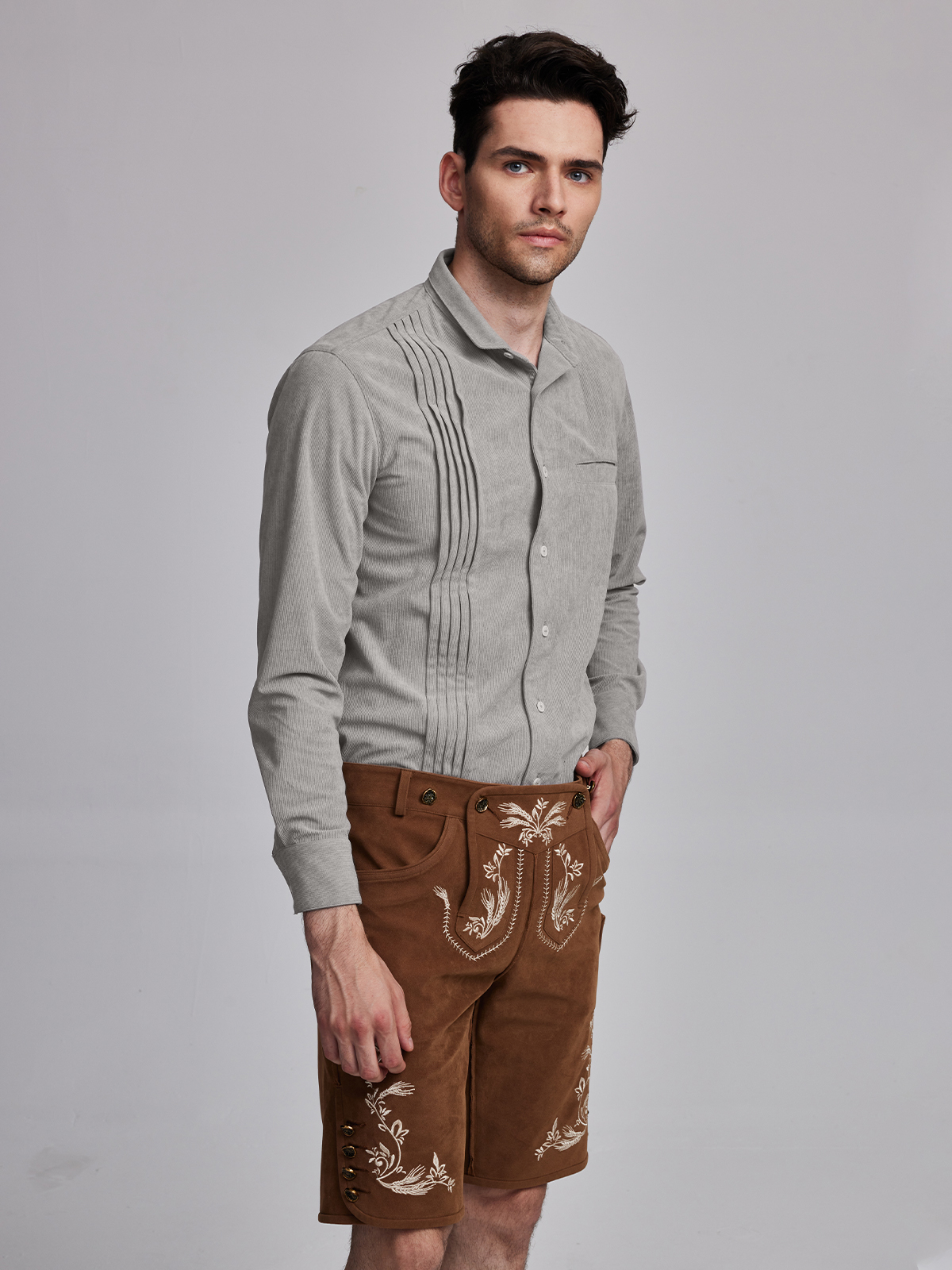 Elegante graue Dirndlbluse mit Spitzenbesatz