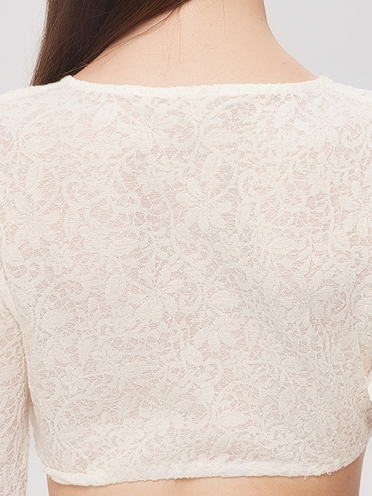 Dirndl mit weißer Bluse