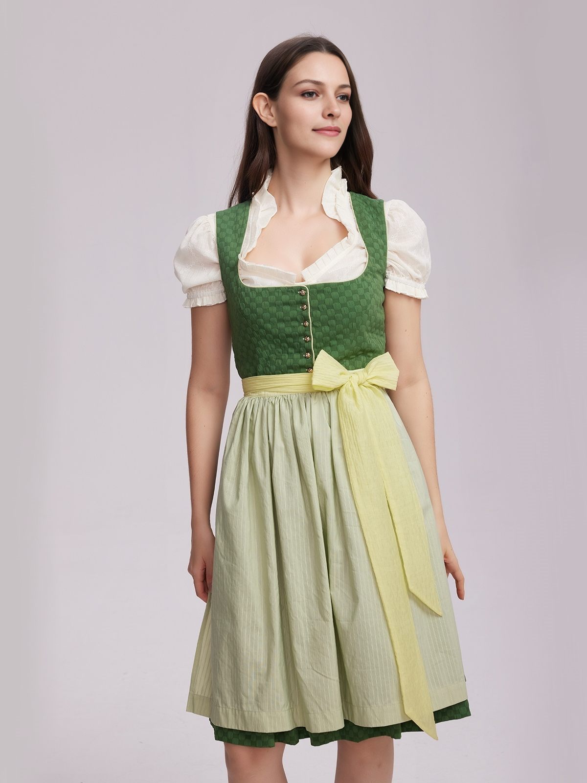 Dirndl in Grün – eine Alternative zu Pink