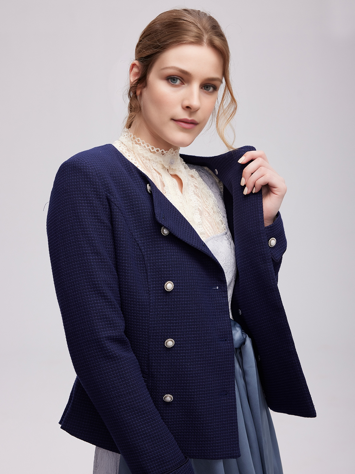 Ehreer Dirndl in Blau