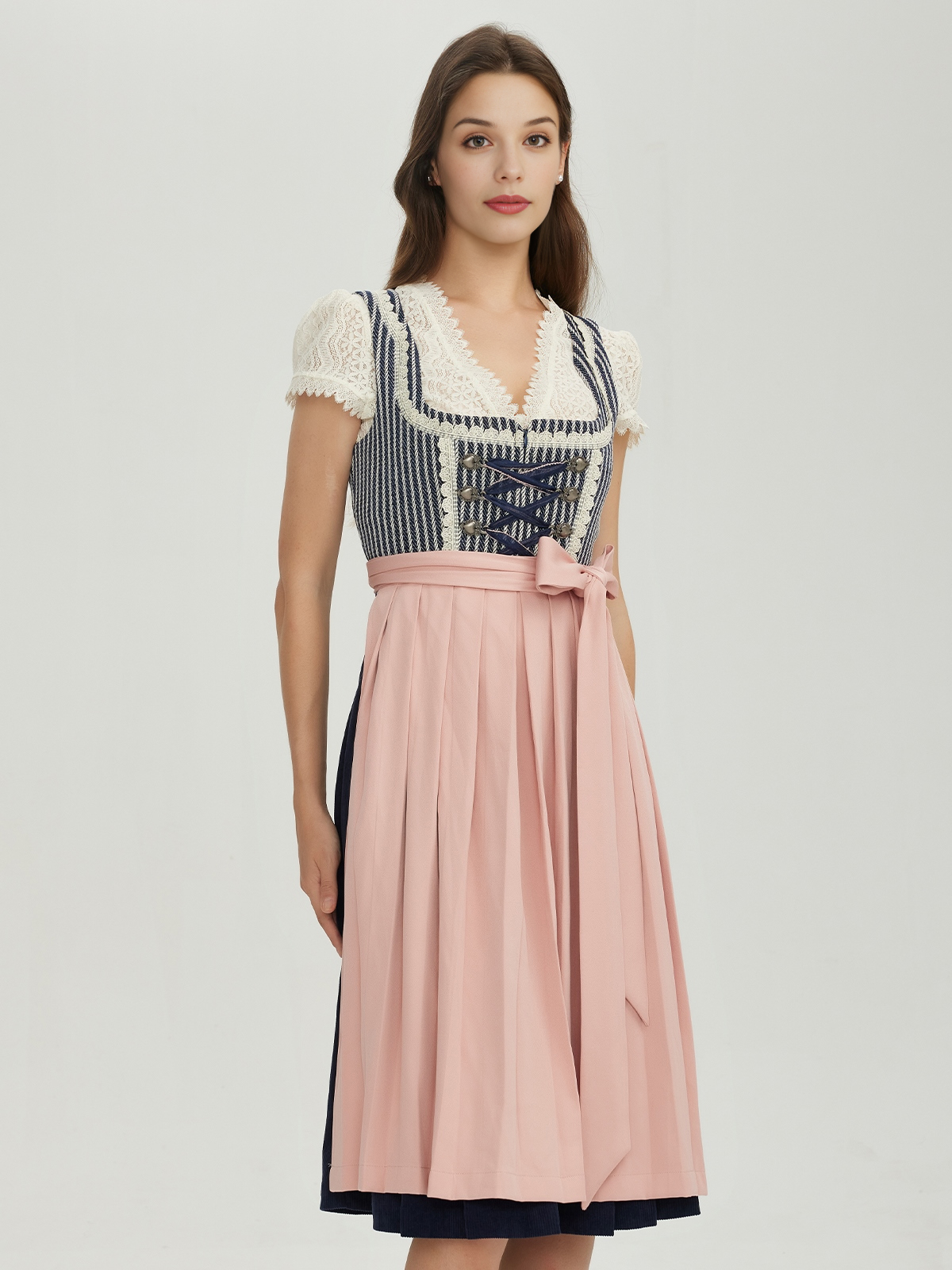 Dirndl in Rot mit Samt-Optik